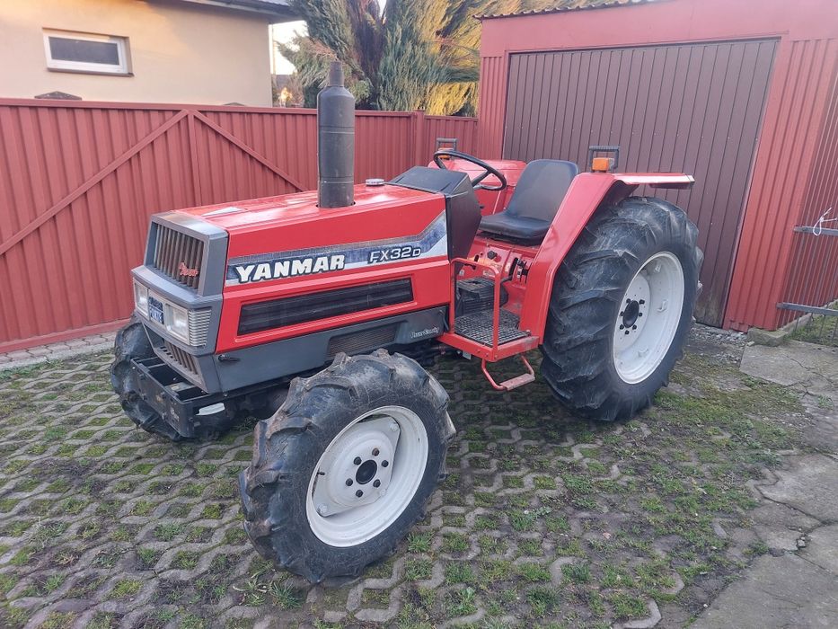 Traktor japoński YANMAR FX32 mini ciągnik 32KM 4x4 wspomaganie kubota!