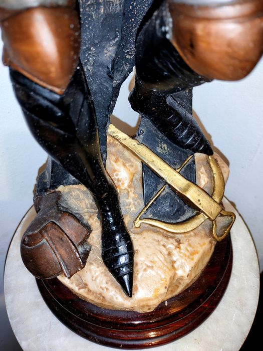 Escultura candeeiro  Joana  D'Arc século XX