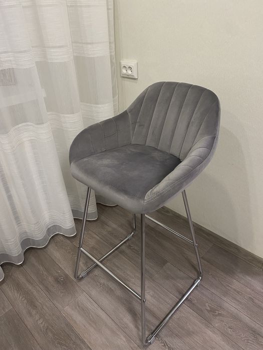 Барный стул