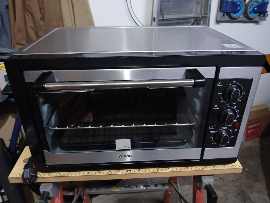 Forno de bancada Troia