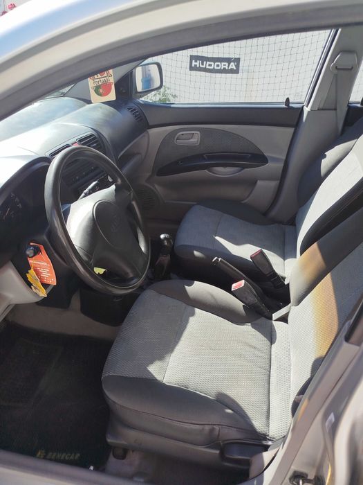 Kia Picanto Versão EX 1.0 - Ar condicionado, jantes especiais, kit distribuição efetuado.