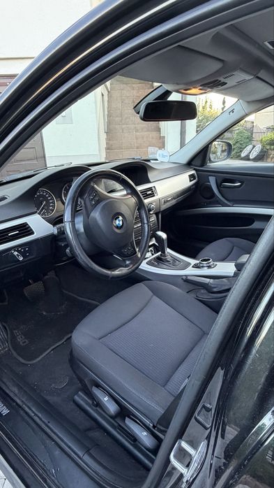 Bmw e90 318i 2010r navi xenon szyberdach automat