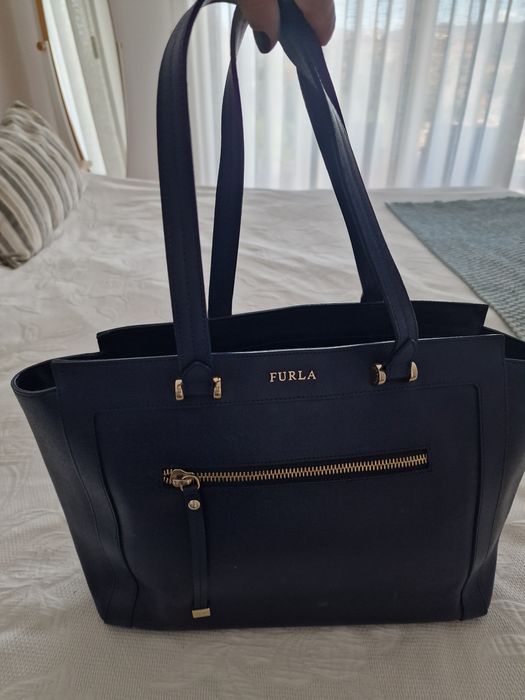 Mala Furla azul marinho