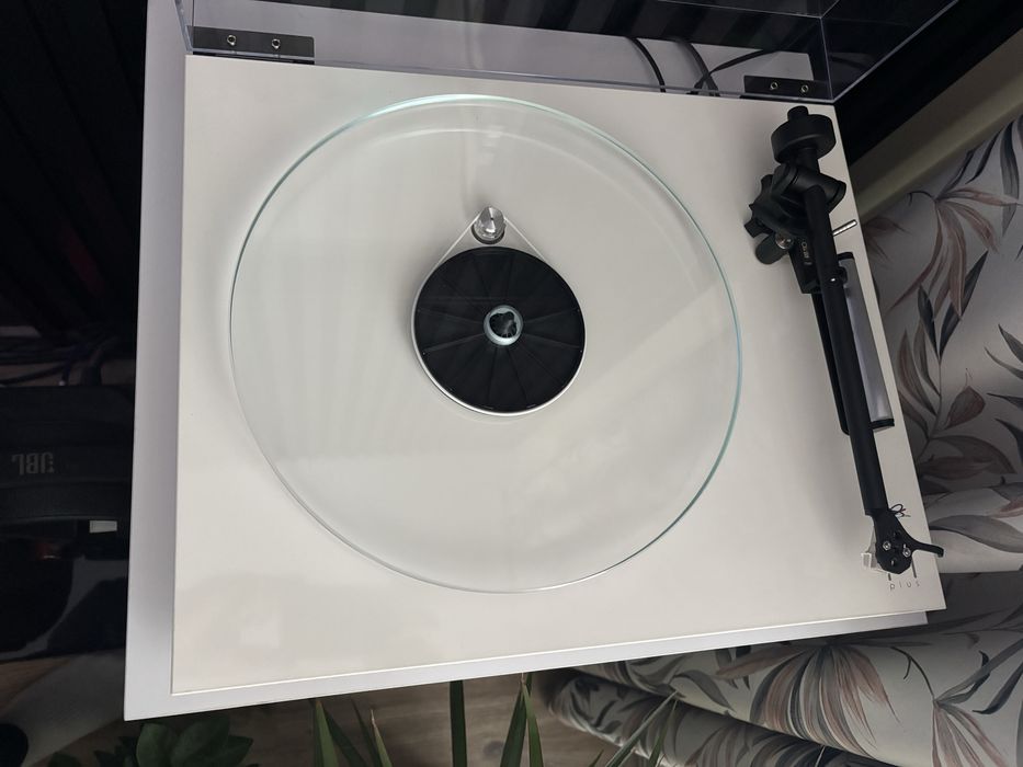 Sprzedam gramofon Rega P 1