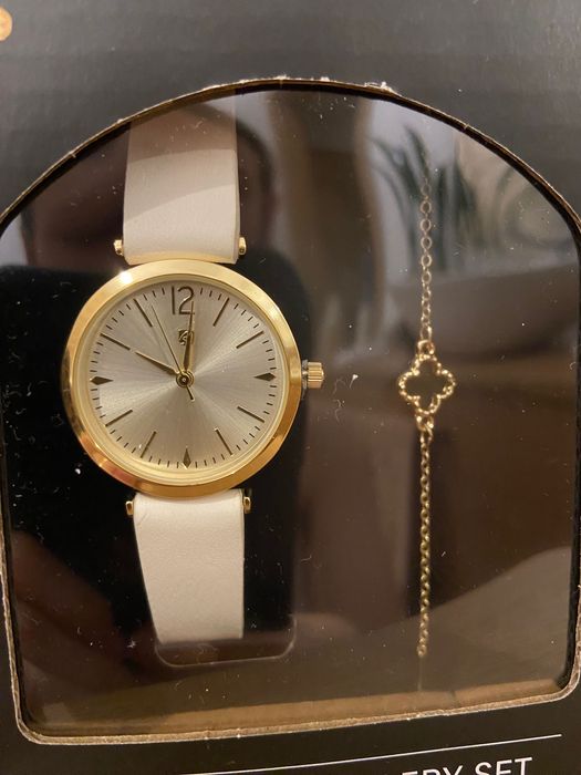 Zegarek damski z bransoletką zestaw