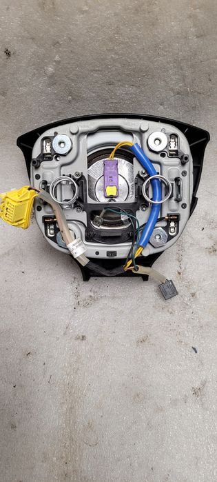 kokpit deska airbag pasy sensor vw golf v jetta
