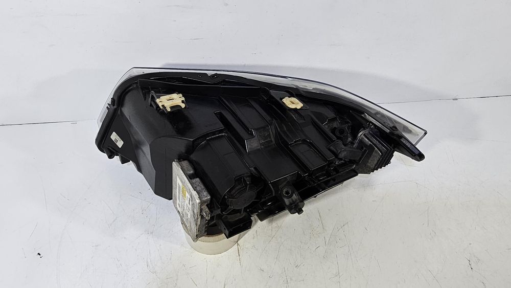Bmw 3 e90 e91 lift fl lampa przód przednia bi-xenon prawa eu