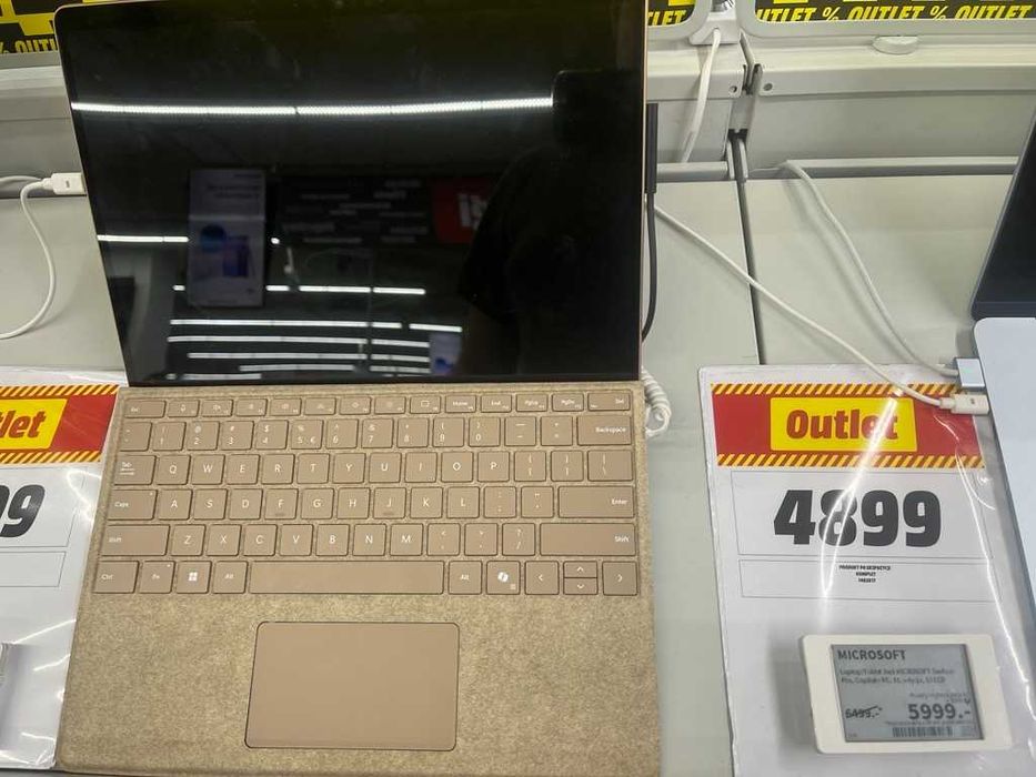 MICROSOFT Laptop/Tablet 2w1 MICROSOFT Surface Pro, Copilot+ PC, 11. edycja, 13 LCD Snapdragon X Plus/16GB/512GB SSD Dune - Media Markt Blue City