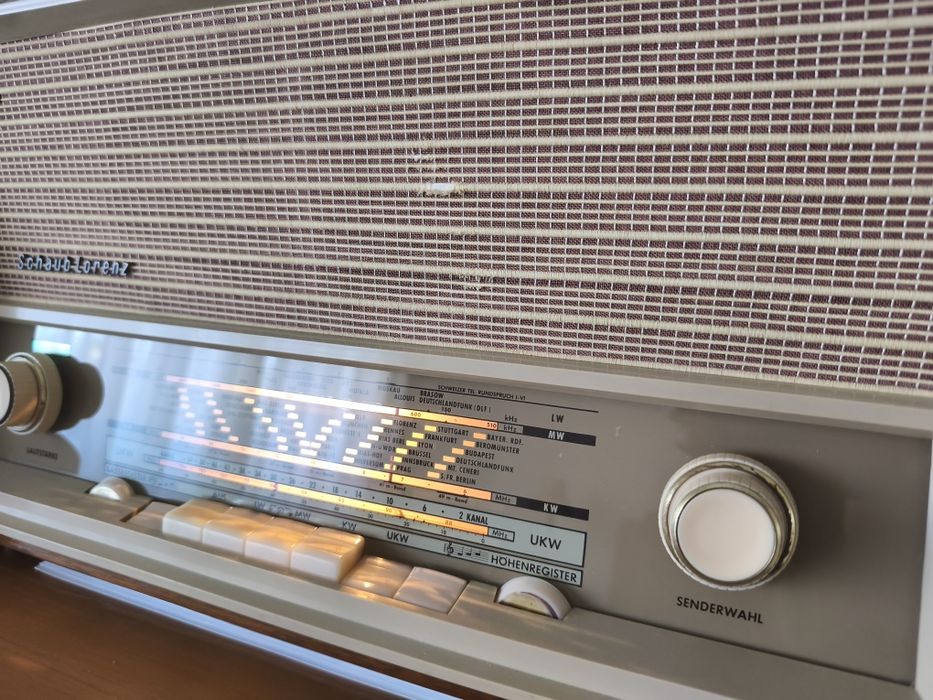 Rádio Schaub-Lorenz Gondy 40