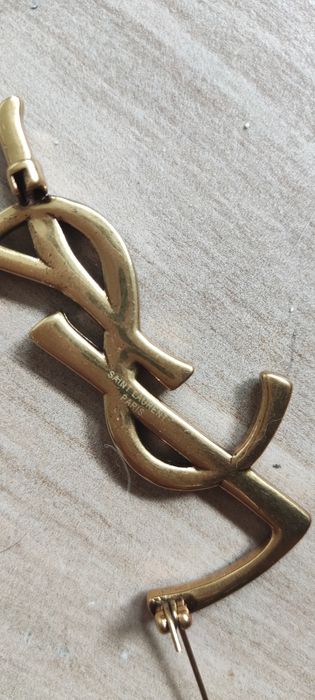 Alfinete YSL Opyum Golden edition