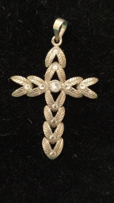 Cruz de ouro branco