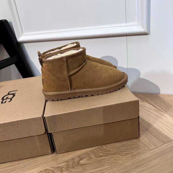 UGG Classic Mini Boots R.39