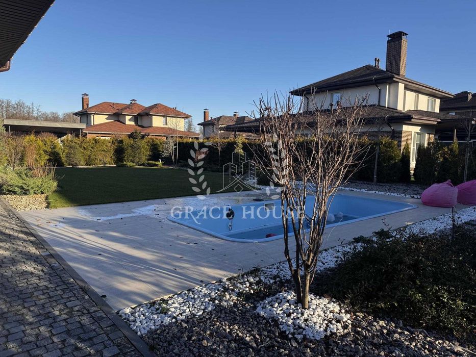 Продаж нового сучасного будинку з ремонтом 287 м², 10 сот, Ходосіївка