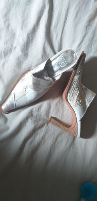 Sandálias  mules n 38