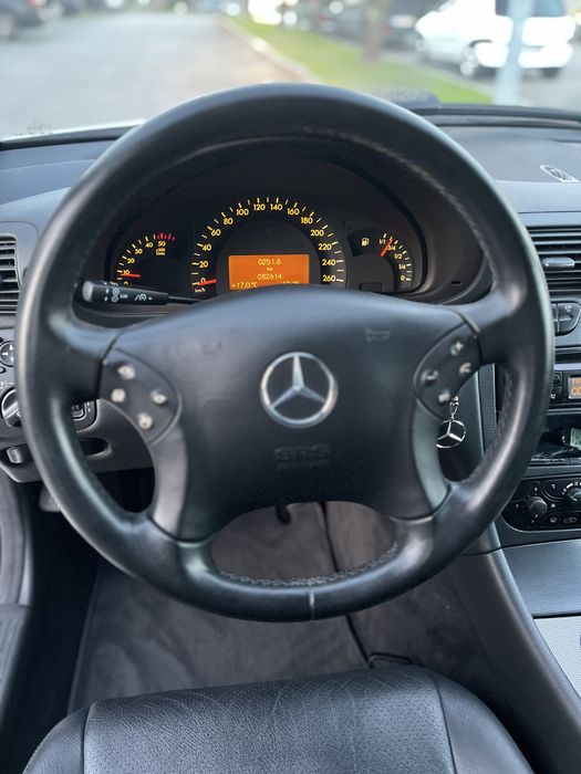Mercedes C200 CDI-82000 KmW203 - Nacional