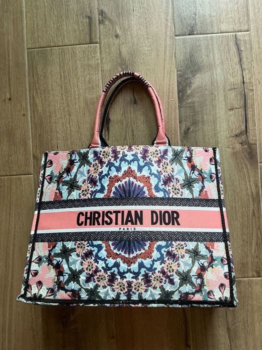 Torebka Dior (nie jest oryginalna)