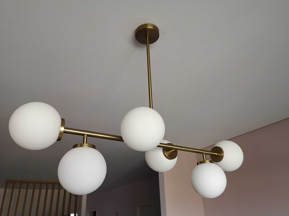 Candeeiro de teto (quase novo e com lâmpadas incluídas)