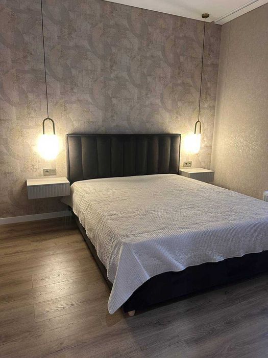 Власна 1к квартира в 66Ж з гардеробною як у Керрі Бредшоу