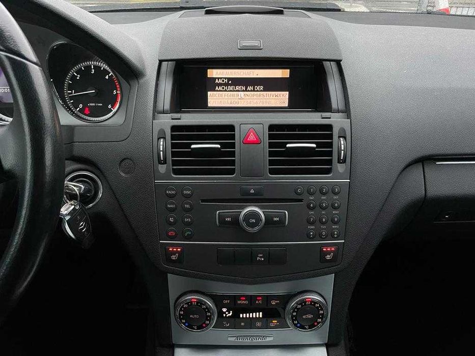 Mercedes C220 Advantagard 208 cv