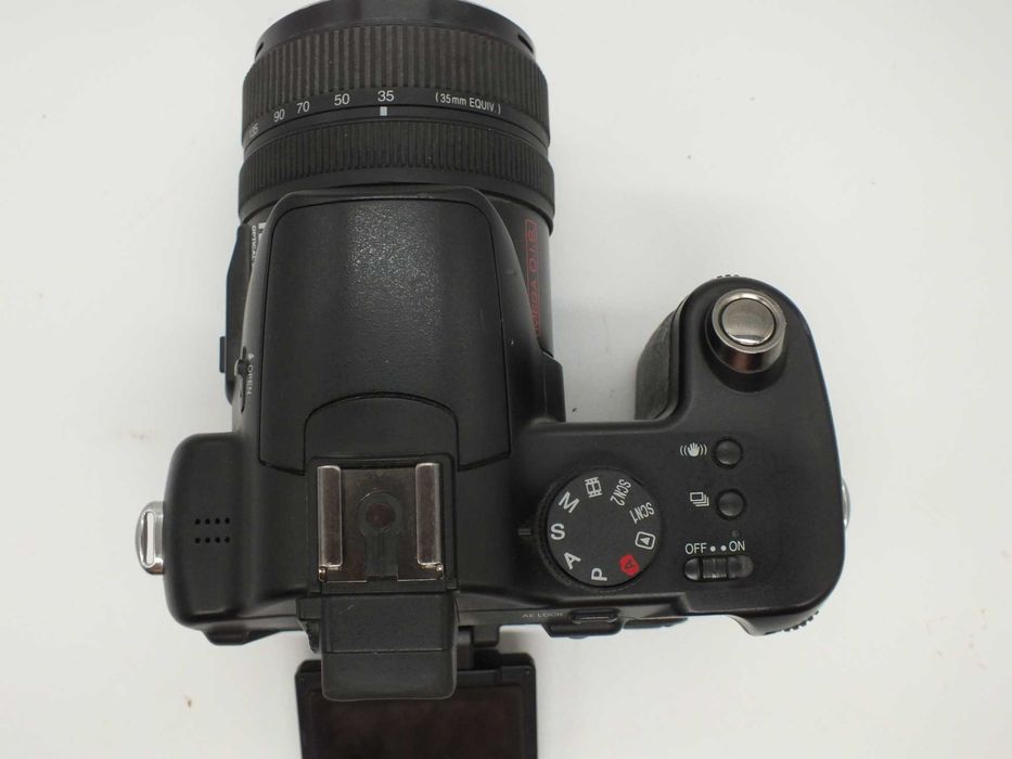 Aparat Lumix DMC-FZ30