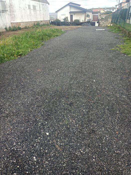 Terreno urbano (885m2)