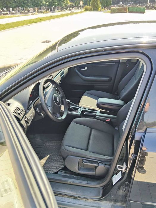 Samochód AUDI A4