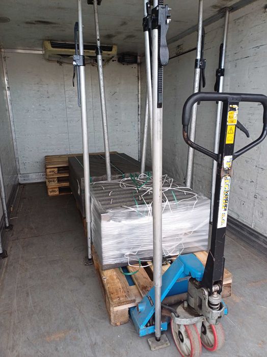 Usługi transportowe bus z windą Poznań Przewóz palet maszyn rzeczy