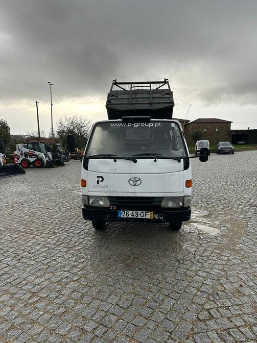 Toyota Dina 250 basculante