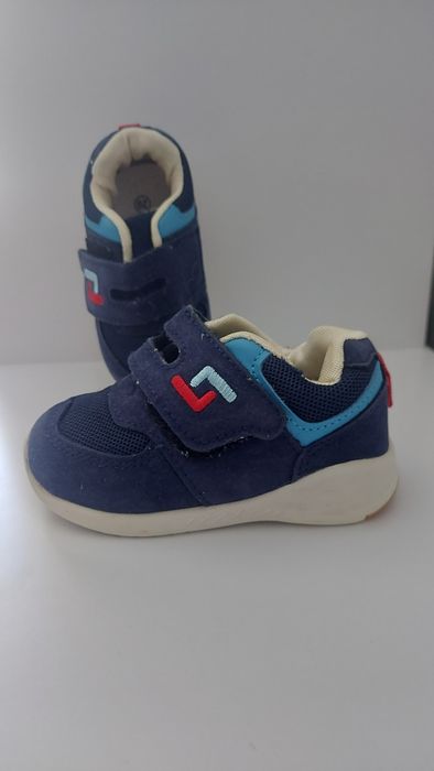 Кросівки дитячі  John golf 20р