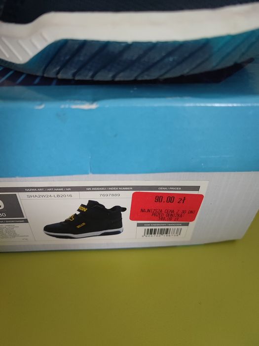 Buty Minionki świecące 18,5 cm