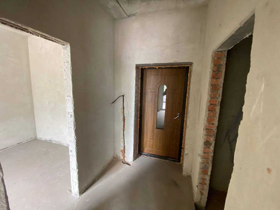 Продам фасадне приміщення Гатне вул Інститутська 47 ЖК Спутнік-Теремки