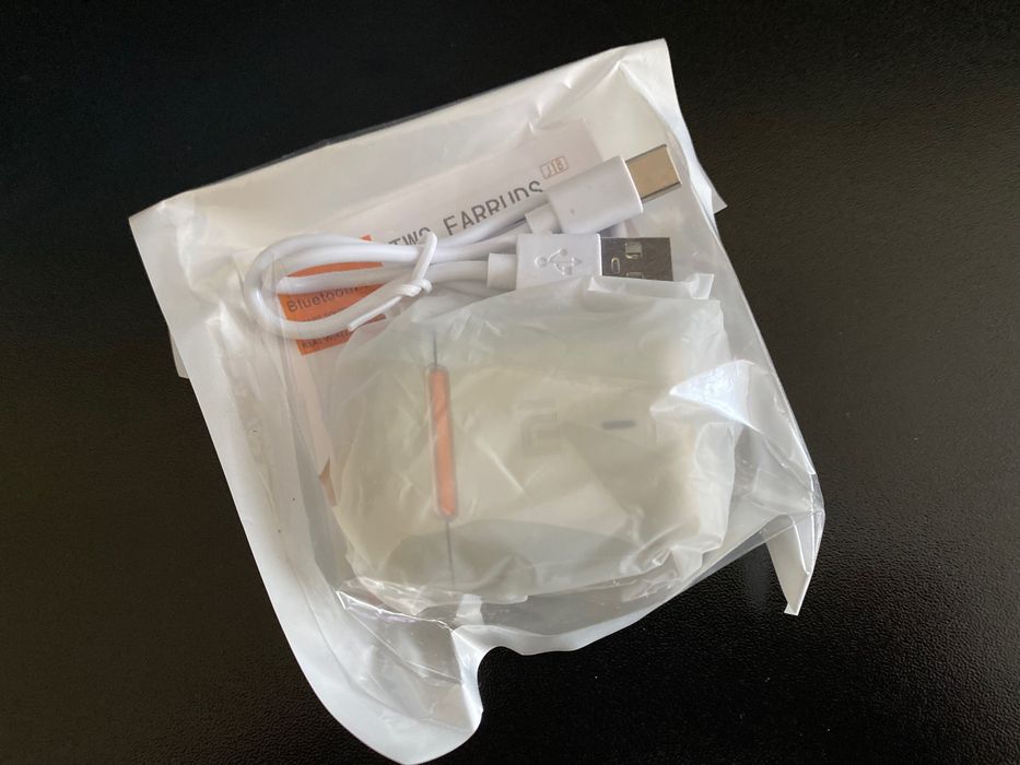 Nowe słuchawki bezprzewodowe Xiaomi J18 – Złote