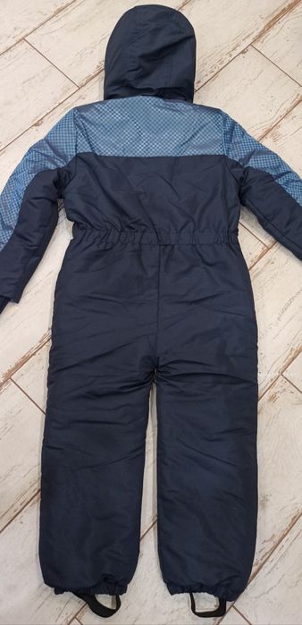 Nowy zimowy kombinezon dla chłopca 116/122