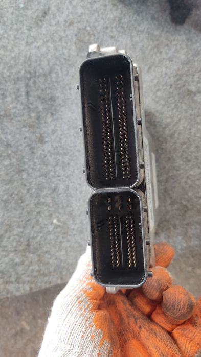 Sterownik silnika komputer BMW E92 e90/e91/e87 2.0d n47