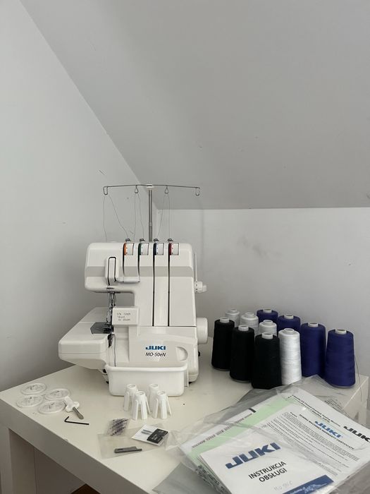 Maszyna do szycia - Owerlok Juki MO-50eN