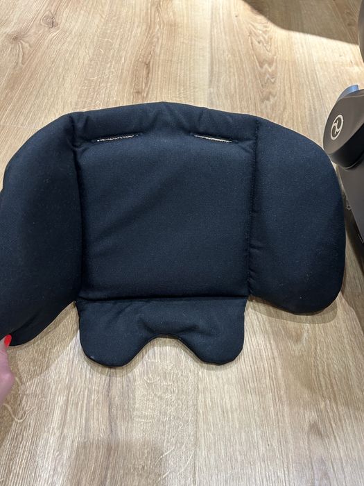 Fotelik Cybex z bazą obrotową