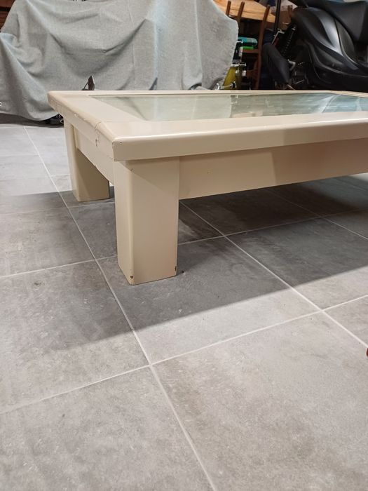 Mesas de apoio em madeira