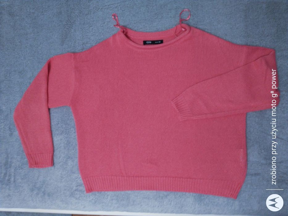 Malinowy sweterek XS