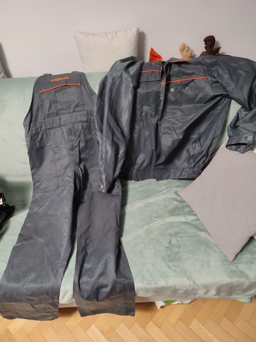 Spodnie ogrodniczki i marynarka