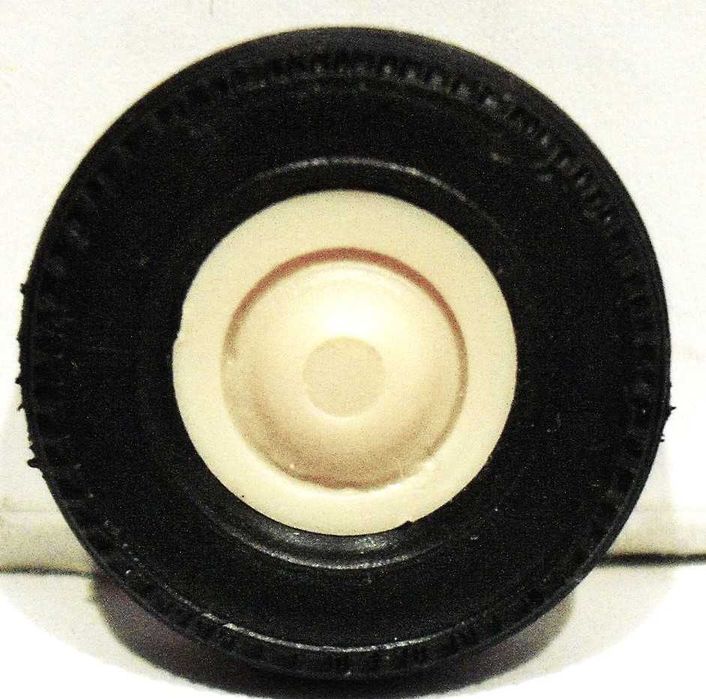 4 Rodas antigas com pneus da JATO / PEPE para restauro de modelos