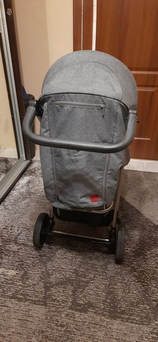 Продам детскую коляску прогулочную