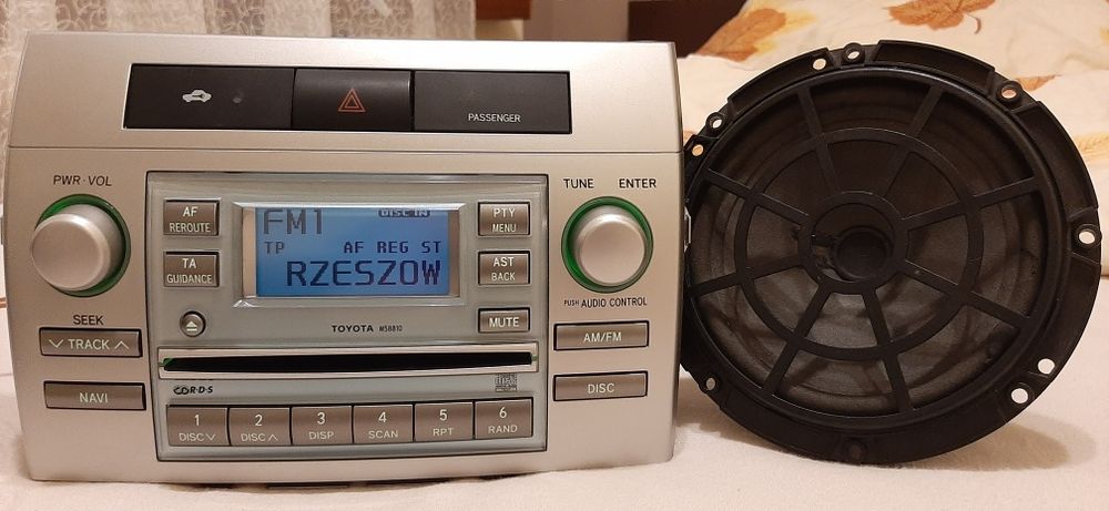 Radio toyota corolla verso w58810 Poprawiona wada Fabryczna