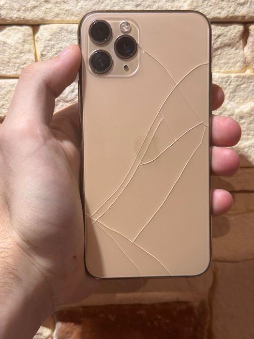 iPhone 11 Pro 256 ГБ Gold, чудовий стан, Face ID не працює