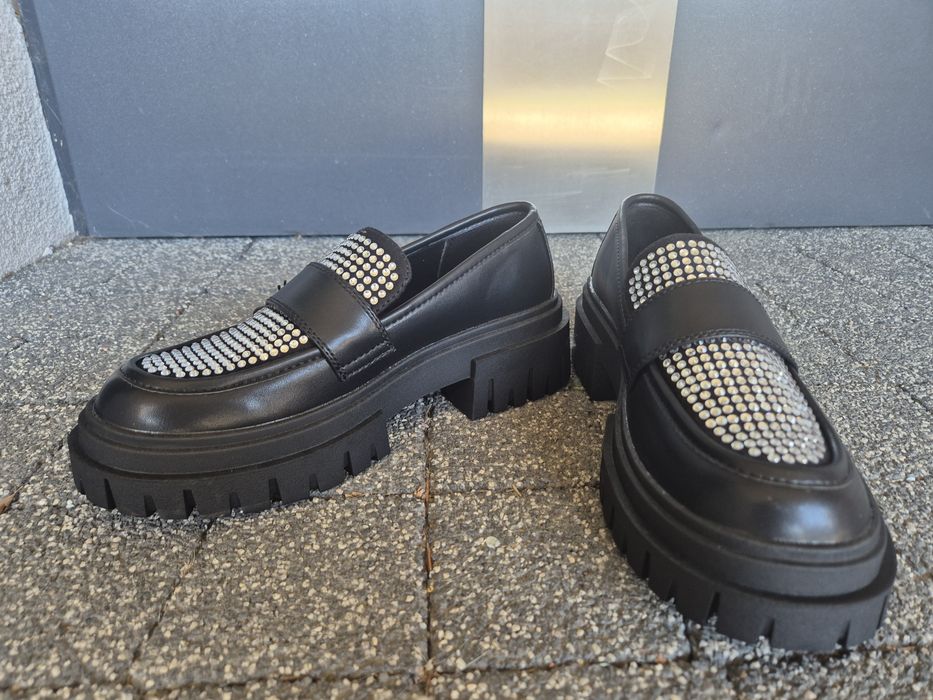 Even&Odd loafersy z cyrkoniami