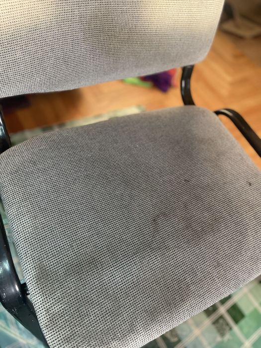 Хімчистка мʼяких меблів