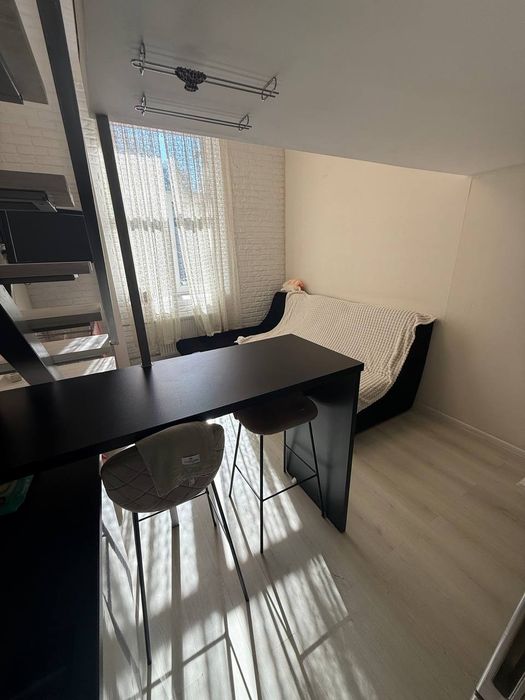 Продам квартиру возле сквера Стрелка