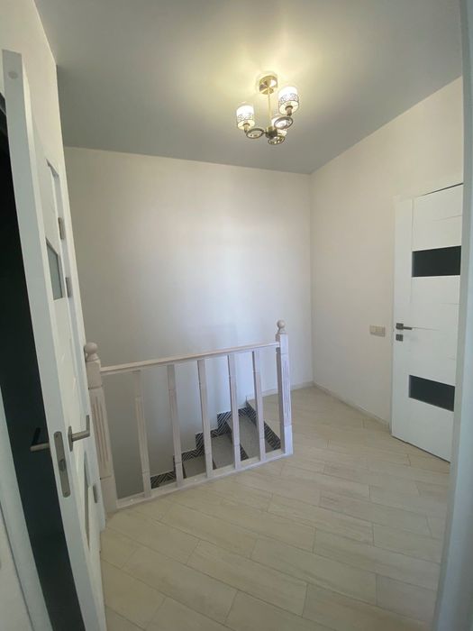 Довгострокова оренда таунхаусу. КМ Паларіс