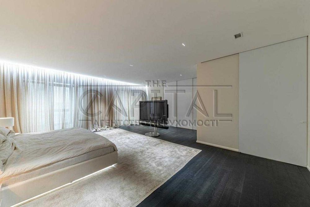 Продаж унікальних апартаментів 254 м² у ЖК «Новопечерські Липки»