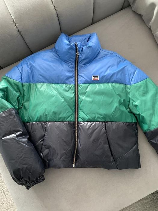 пуховик LEVIS xs