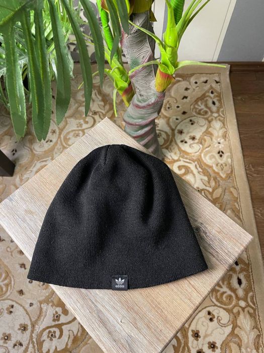 Шапка adidas оригинал